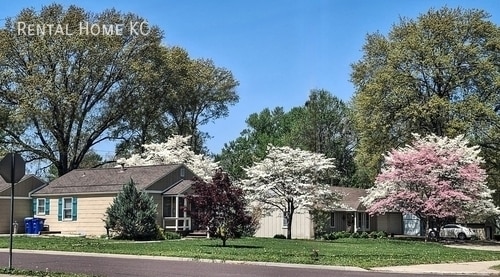 Building Photo - 7538 Santa Fe Dr