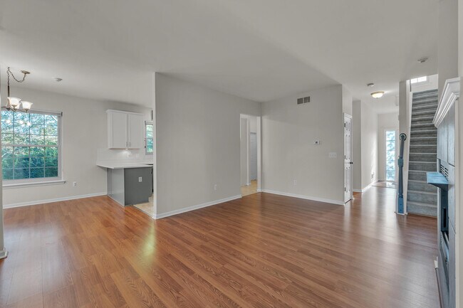 Building Photo - 41312 Maplewood Drive