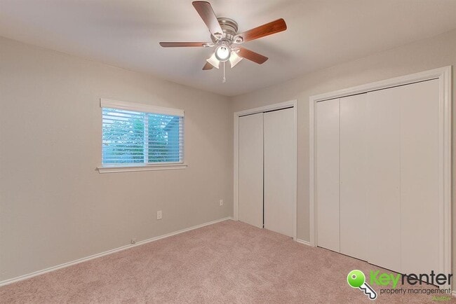 Building Photo - 9802 Willers Way