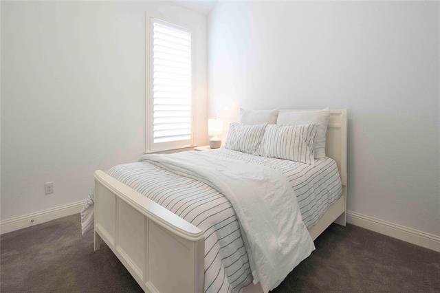 Building Photo - 991 Gentle Knoll Ln