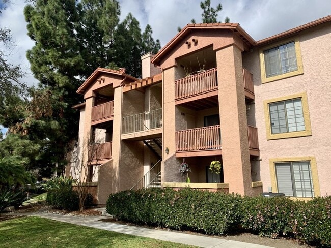 Building Photo - Rancho Bernardo 1 Bedroom Condo For Lease ...