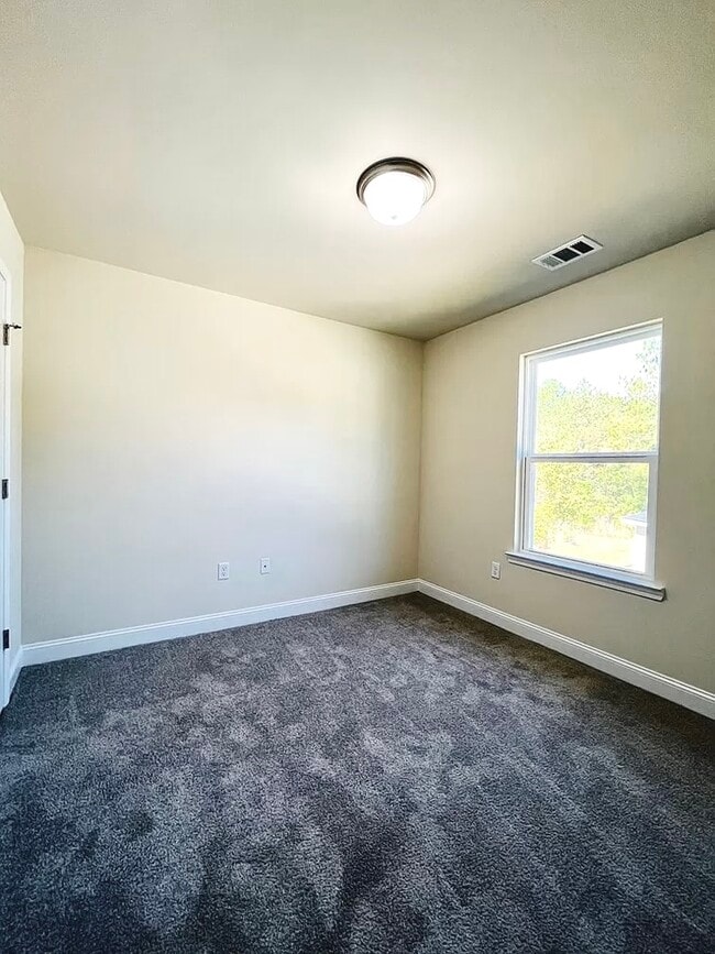 Building Photo - 719 Mill Creek Cir