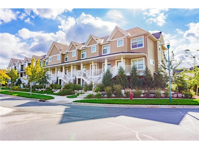 Building Photo - 2976 Clover Ridge Dr