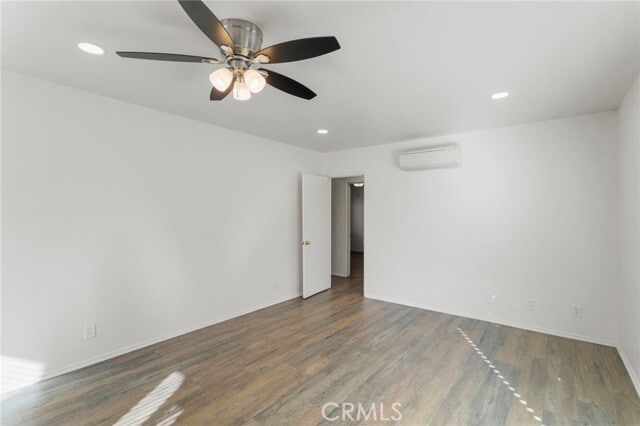 Building Photo - 26 N Michigan St