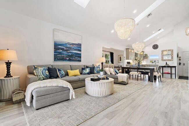 Building Photo - 4161 S US Hwy 1