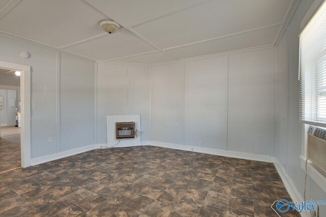 Building Photo - 3701 Fairview St SW