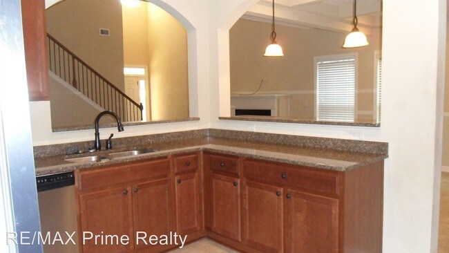 Building Photo - 5 br, 3 bath House - 7421 Sorrel Court