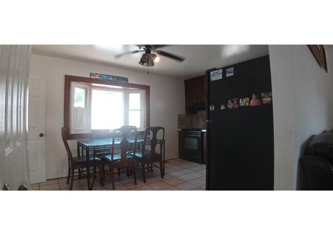 Building Photo - Call Sabrina Thomas Office at 757-767-0767...
