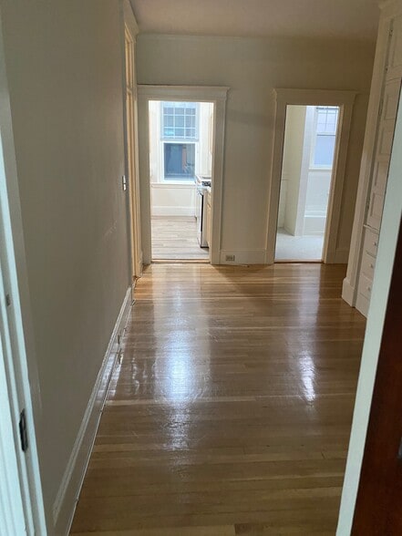 Building Photo - 75 Longwood Ave