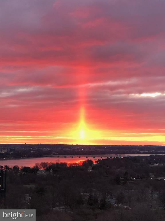 Building Photo - 1200 N Nash St