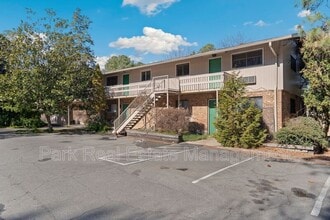 Building Photo - 6 Shepherd Ln