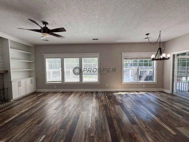 Building Photo - 578 Carters Grove Rd
