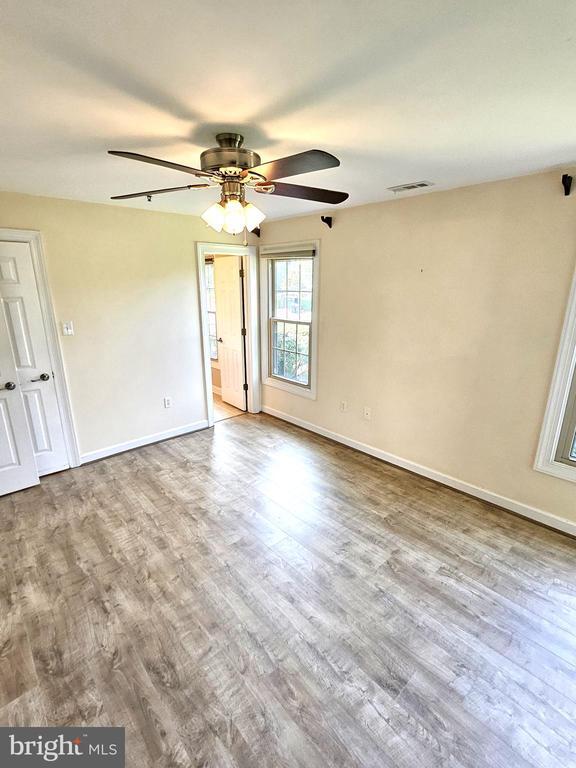 Building Photo - 904 Martell Ct