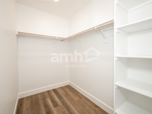 Building Photo - 6442 Intuition Ln