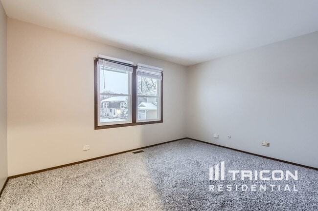 Building Photo - 1510 Farrington Ct
