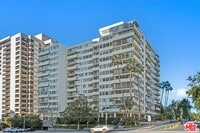 Building Photo - 10433 Wilshire Blvd