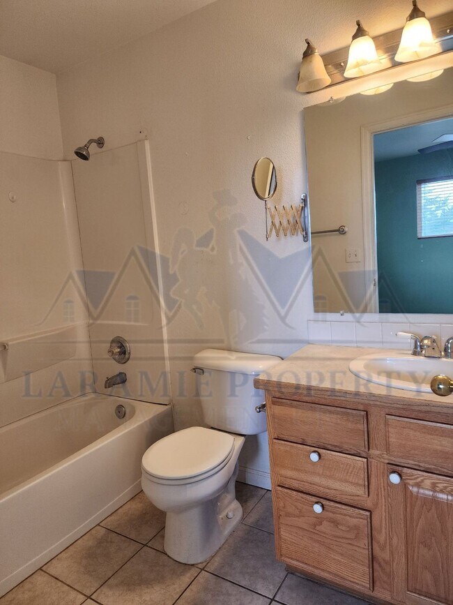 Building Photo - Charming 3 Bedroom Home in Laramie, WY