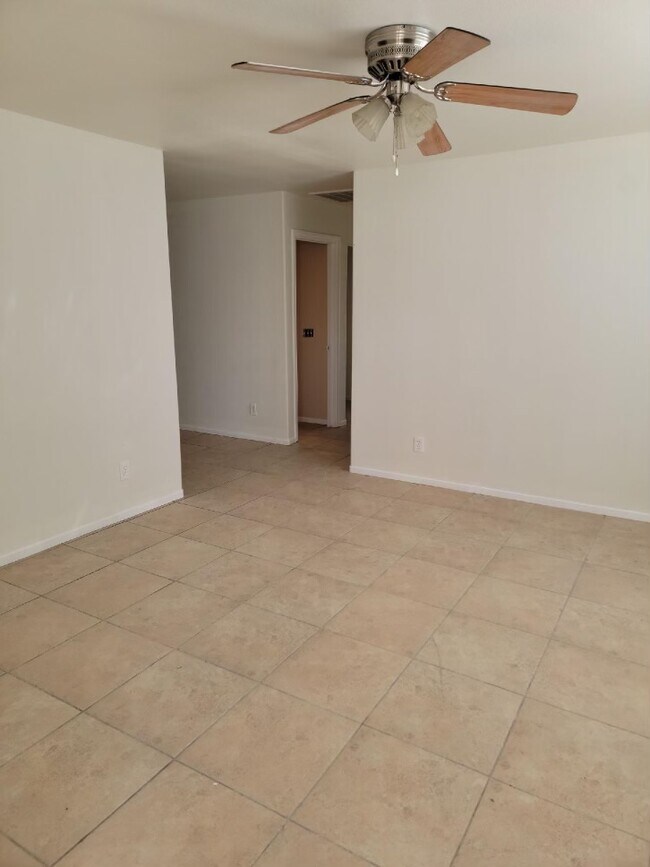 Building Photo - 66651 Ironwood Dr