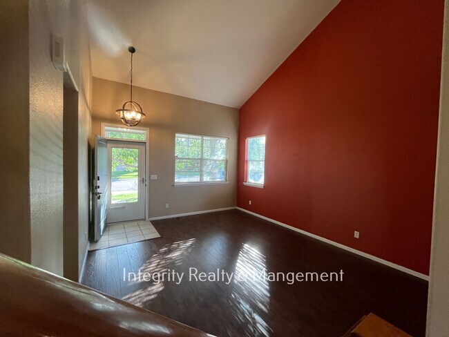 Building Photo - 9262 Melborne Ct