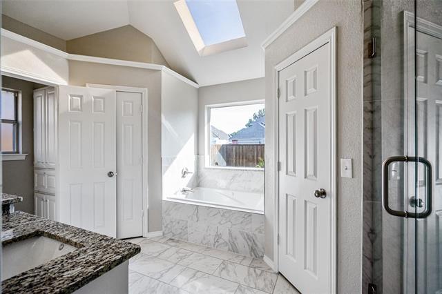 Building Photo - 1006 Merribrook Ln