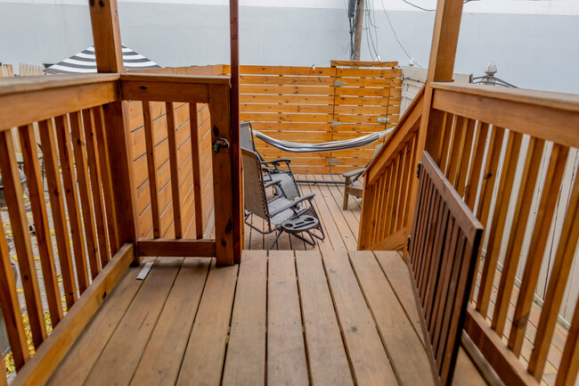 Enjoy your own private deck! - 61 Duffield St