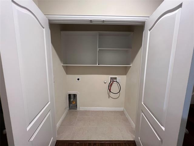 Building Photo - 587 Hampshire Dr