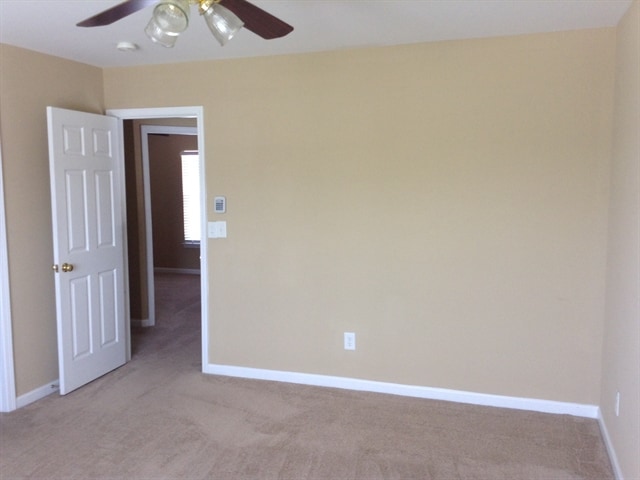 Building Photo - 4500 Wolf Run Dr