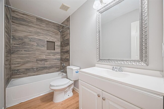 Building Photo - 18139 Flower Grove Ct