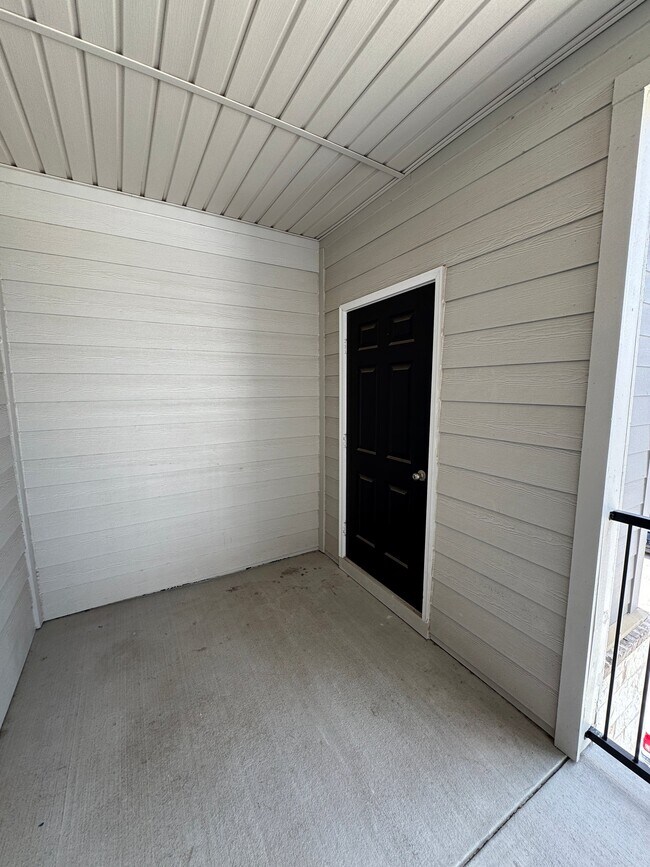 Building Photo - 1031 FM2931