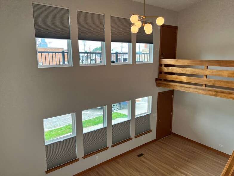 Living Room - 90 1st St SE