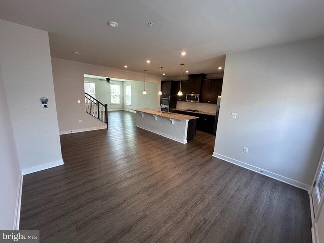 Building Photo - 5615 Billenca Ln