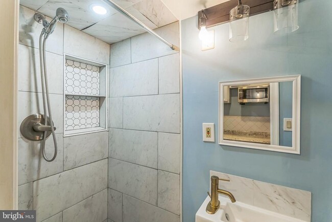Building Photo - 13401 Silver Moon Way