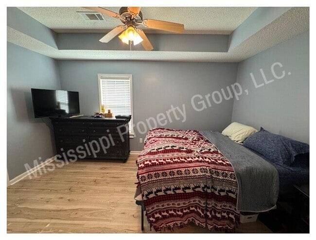 Building Photo - 2BR/2.5BA FOR RENT