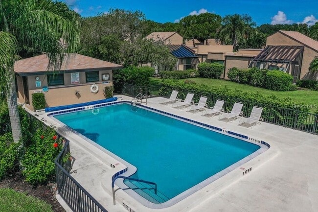 Building Photo - 5319 Myrtle Wood