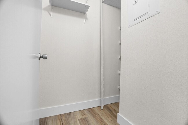 Building Photo - 12730 Vista Isles Dr