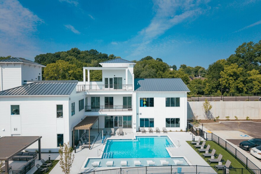 Building Photo - Madison Century Farms