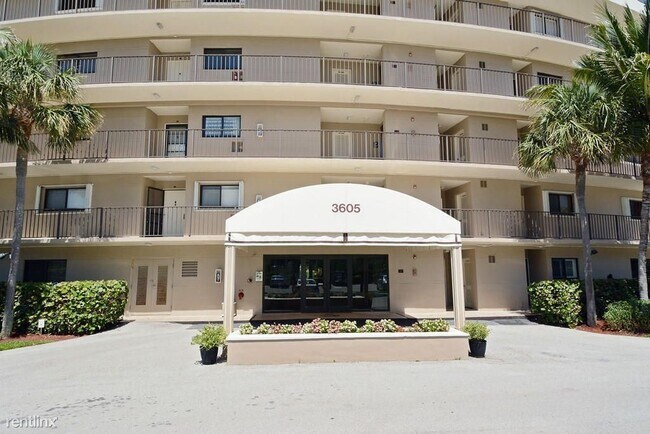 Building Photo - 2 br, 2.5 bath House - 3605 S Ocean Blvd A...