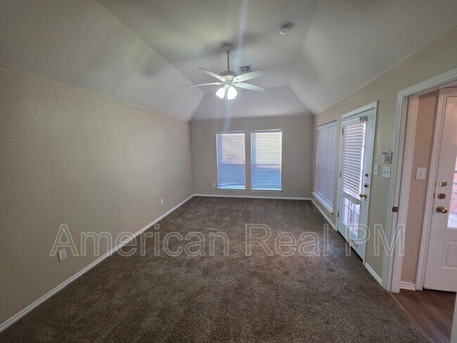 Building Photo - 8209 Bulrush Dr