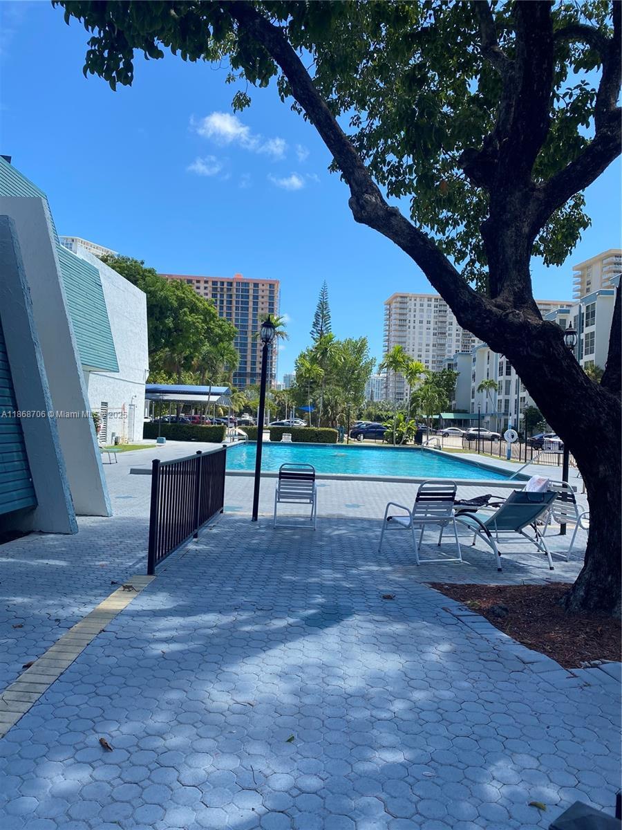 Building Photo - 200 177th Dr