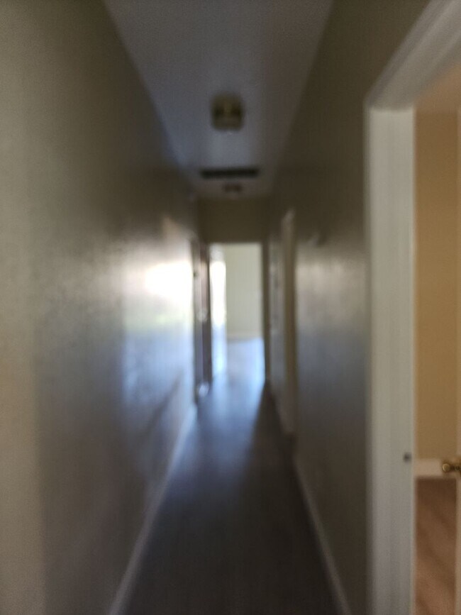 Building Photo - Coming soon!! 3 Bedroom, 2 Bath 2 Car Gara...