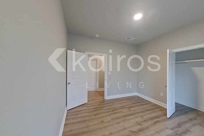 Building Photo - 22868 Monterey Ave