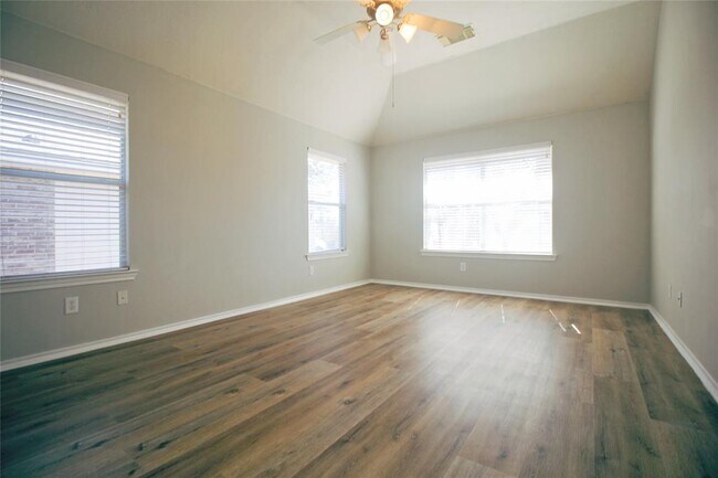 Building Photo - 43 W Spindle Tree Cir