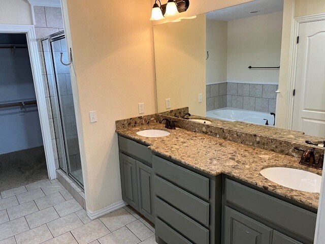 Building Photo - 627 N Rupple Rd