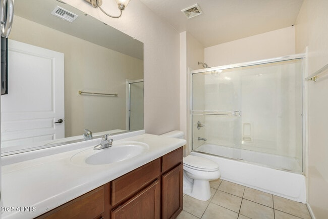 Building Photo - 12050 N Panorama Dr
