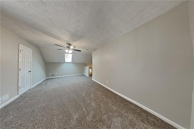 Building Photo - 129 Graybrook Ct