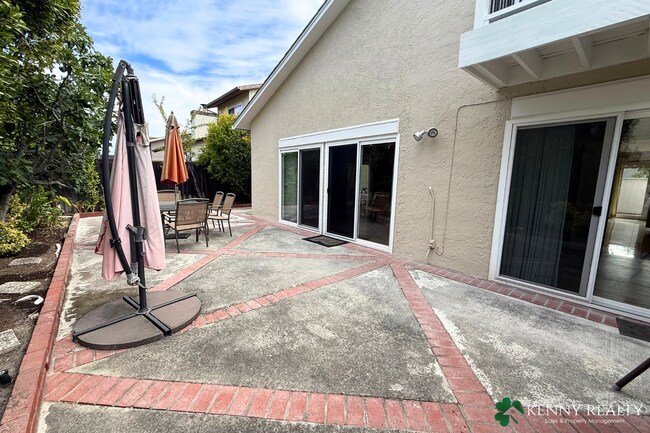 Building Photo - Charming Foster City Home with Outdoor Liv...