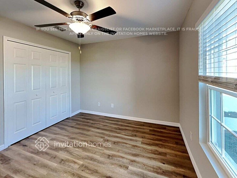 Building Photo - 25369 Doredo Dr