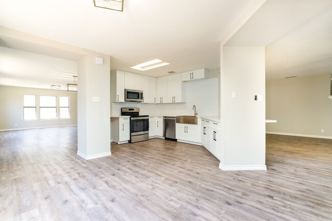 Building Photo - 11315 Morino Park