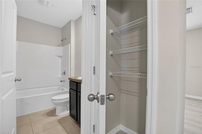 Building Photo - 10019 Merry Fawn Ct