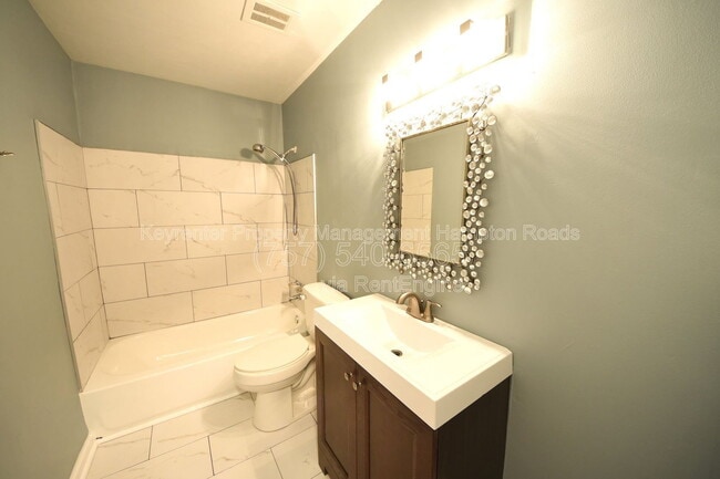 Building Photo - 6252 Edward St